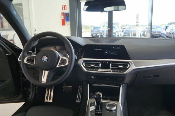 BMW 320d xDrive M Sport – Image 6